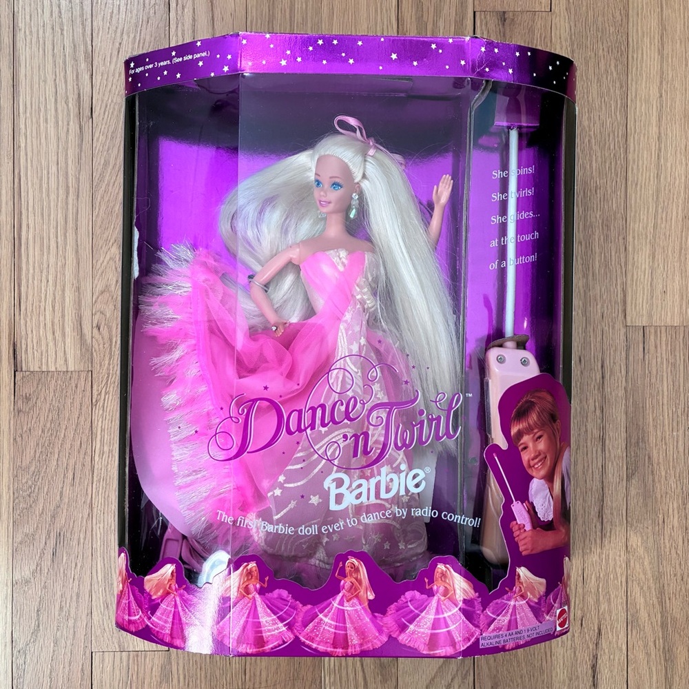 NIB BARBIE Dance N Twirl Barbie, 1994, TESTED, WORKS